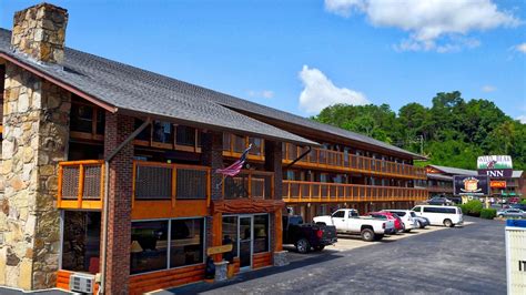 Wild bear inn - See more questions & answers about this hotel from the Tripadvisor community. Now $73 (Was $̶9̶3̶) on Tripadvisor: Wild Bear Inn, Pigeon Forge. See 729 traveler reviews, 326 candid photos, and great deals for Wild Bear Inn, ranked #60 of 100 hotels in Pigeon Forge and rated 3 of 5 at Tripadvisor. 